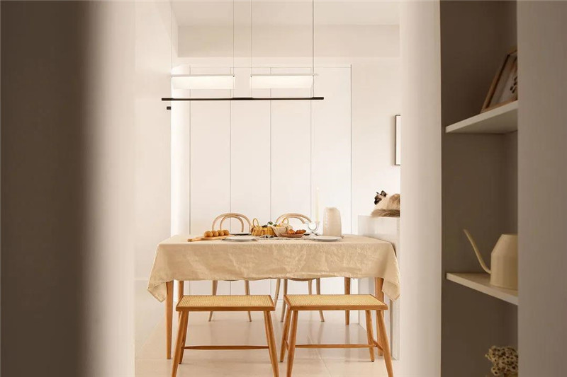 118㎡現(xiàn)代簡(jiǎn)約三居室，全屋奶油色裝飾，溫柔優(yōu)雅恬靜舒適