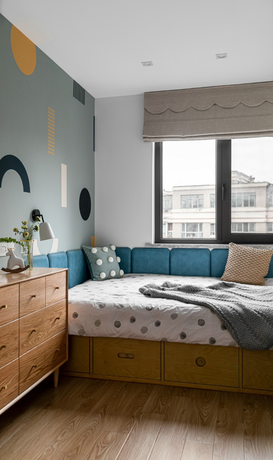 80平北歐兩房裝修，打造跳躍的色彩