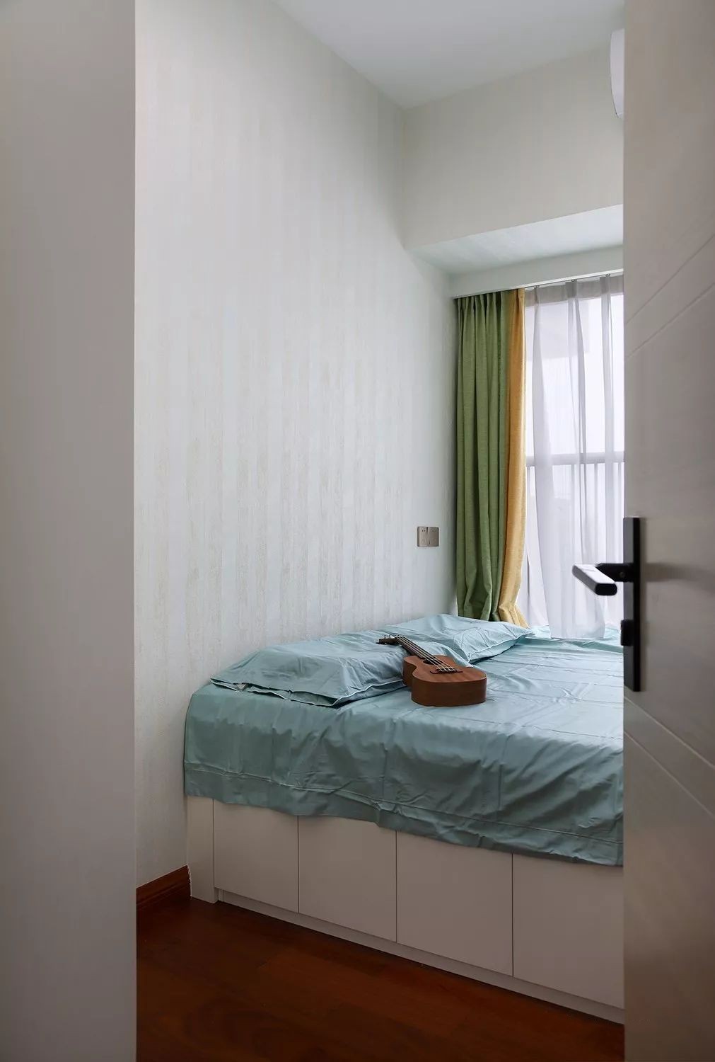 長(zhǎng)房嶺秀時(shí)代-80㎡現(xiàn)代輕奢二居，清爽又充滿暖意的家！