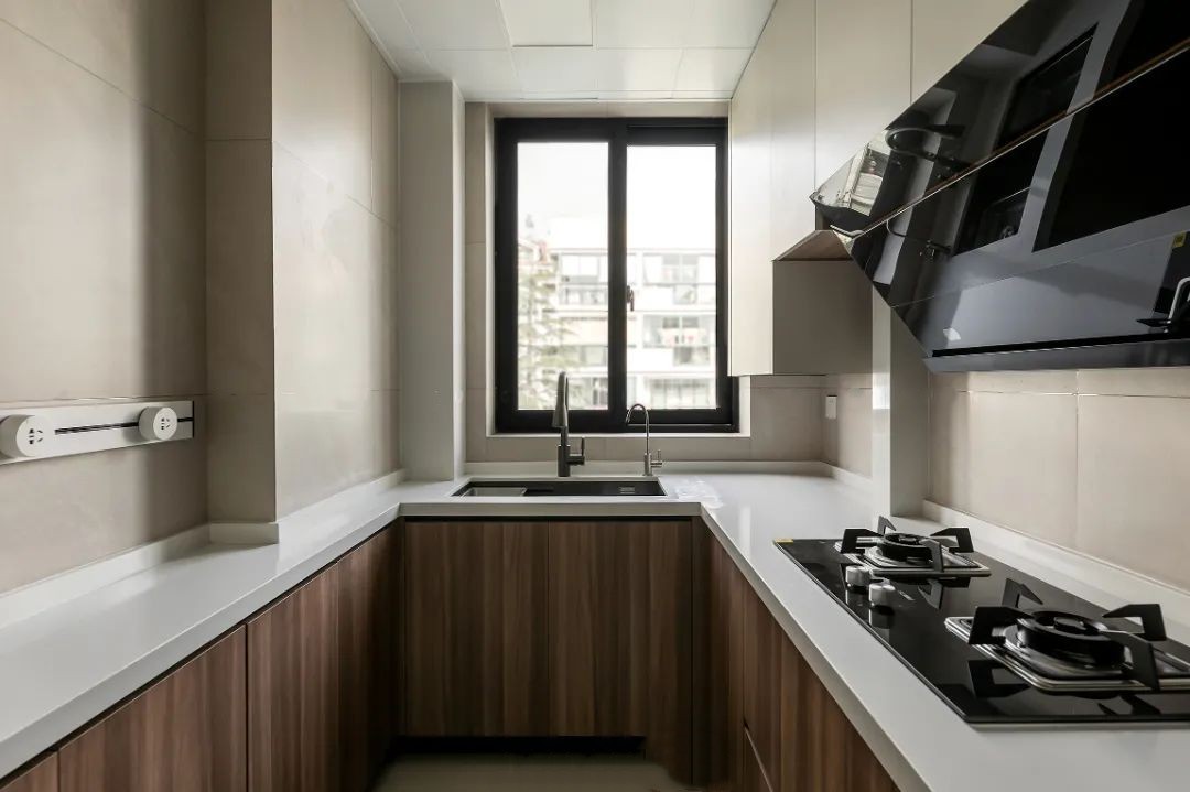 廣澤上苑-105㎡現(xiàn)代奶油風(fēng)三居，夢想中柔軟又宜居的家！