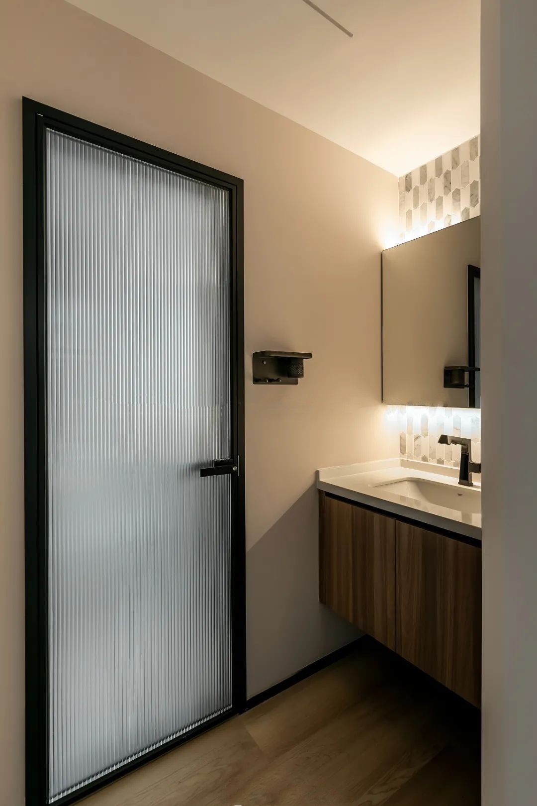 廣澤上苑-105㎡現(xiàn)代奶油風(fēng)三居，夢想中柔軟又宜居的家！