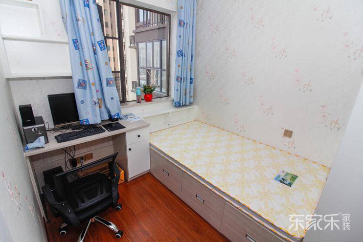 懷化柒星國(guó)瑞96平現(xiàn)代風(fēng)格裝修案例