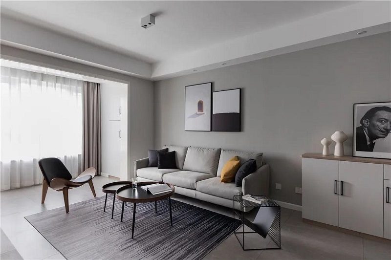 102平米三居室極簡(jiǎn)風(fēng)，巧用中性色打造舒適的居家環(huán)境