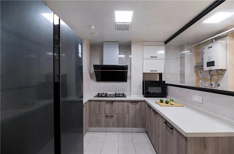 102平米三居室極簡(jiǎn)風(fēng)，巧用中性色打造舒適的居家環(huán)境