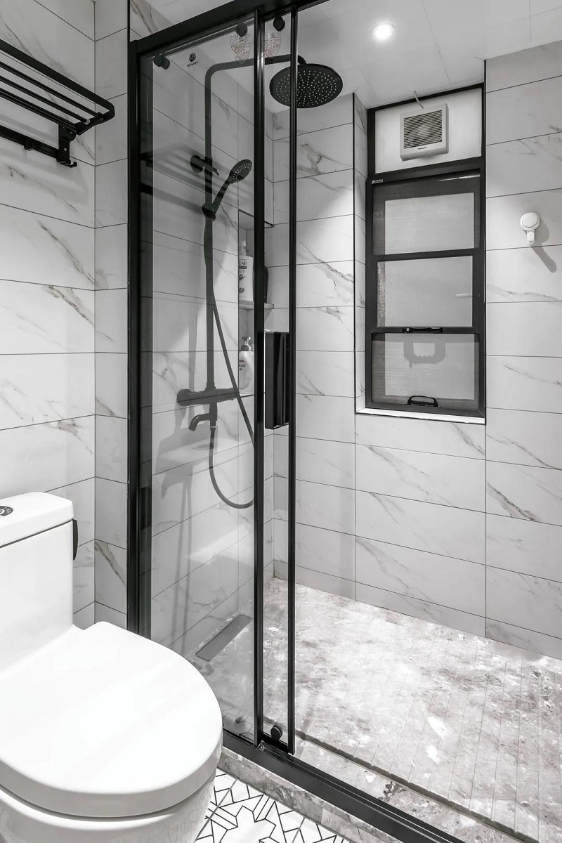 108平米現(xiàn)代簡約效果圖，不做電視墻裝修效果一樣好