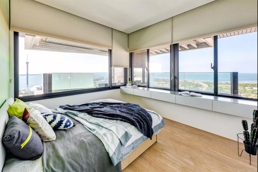 100㎡現(xiàn)代簡約風(fēng)格裝修效果圖，浪漫海景房清爽空靈！