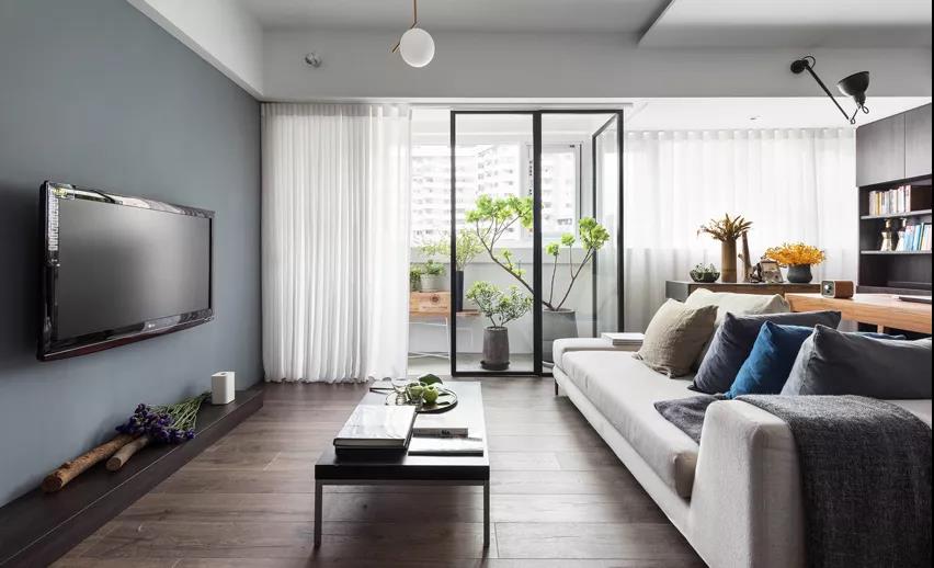 93㎡現(xiàn)代簡約風(fēng)格室內(nèi)裝修效果圖，陽臺落地窗太美了吧！