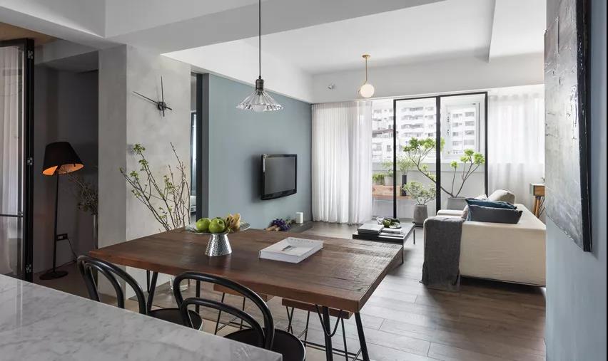 93㎡現(xiàn)代簡約風(fēng)格室內(nèi)裝修效果圖，陽臺落地窗太美了吧！