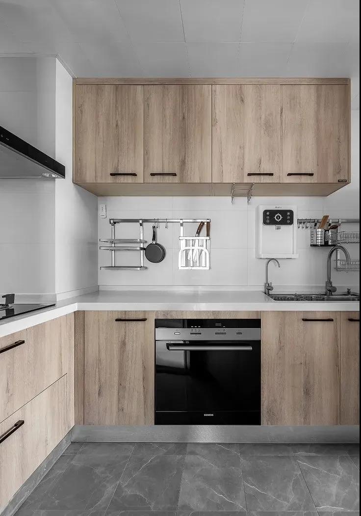 95m2簡約三居室，純白+原木，全屋溫潤舒適美極了！