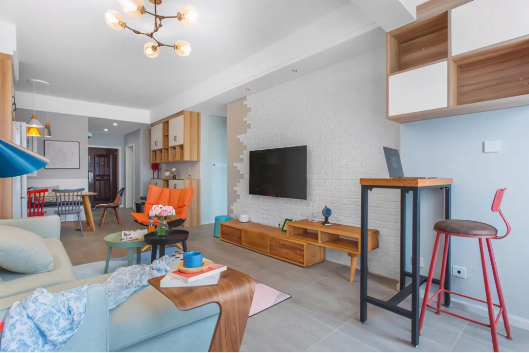 小戶(hù)型北歐風(fēng)裝修案例分享，客廳的設(shè)計(jì)溫馨舒適又有格調(diào)