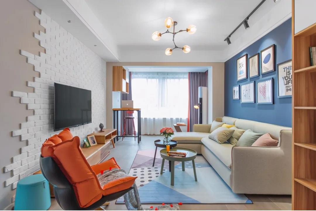 小戶(hù)型北歐風(fēng)裝修案例分享，客廳的設(shè)計(jì)溫馨舒適又有格調(diào)