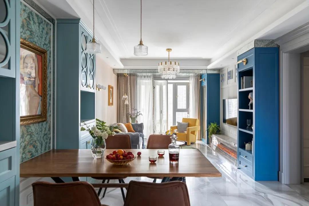 90平現(xiàn)代混搭風(fēng)格裝修，大膽撞色