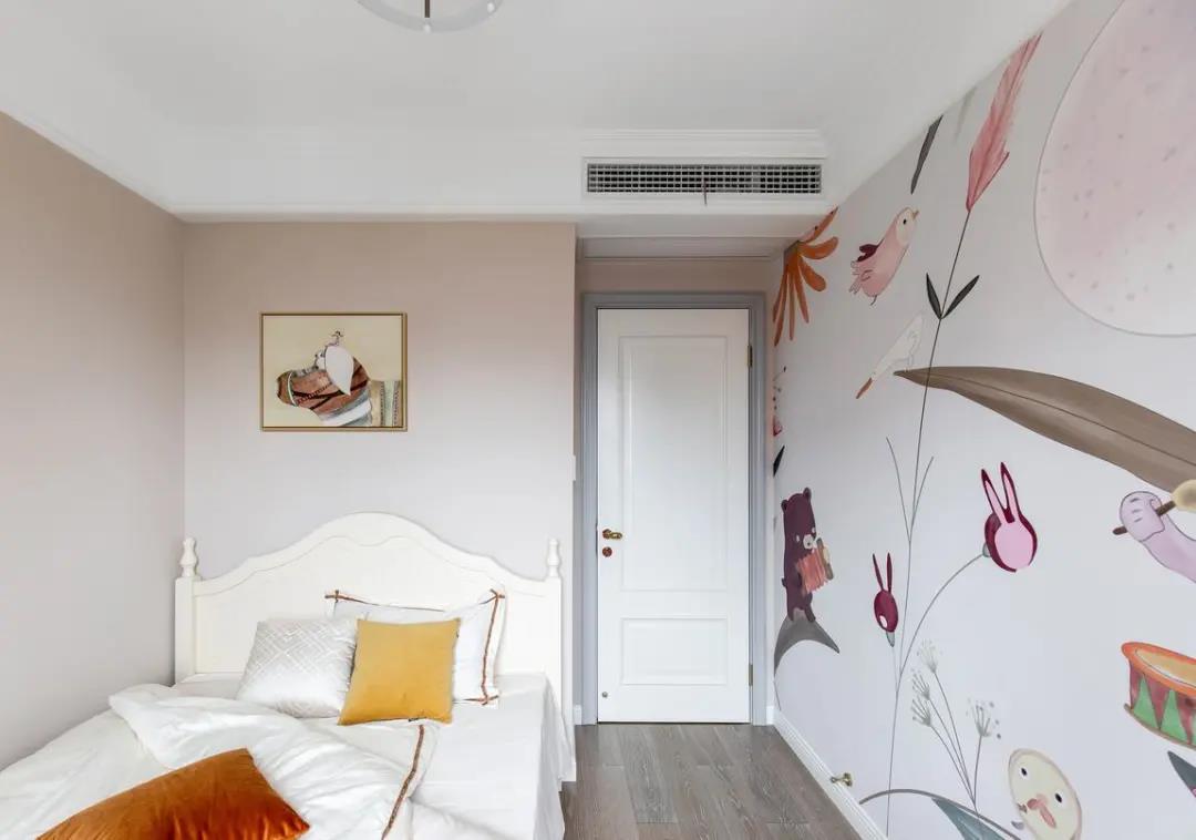 90平現(xiàn)代混搭風(fēng)格裝修，大膽撞色