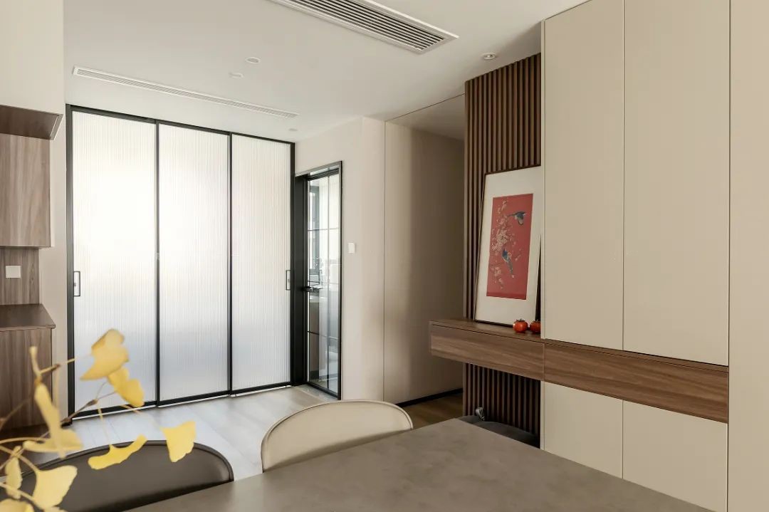 廣澤上苑-105㎡現(xiàn)代奶油風三居，夢想中柔軟又宜居的家！